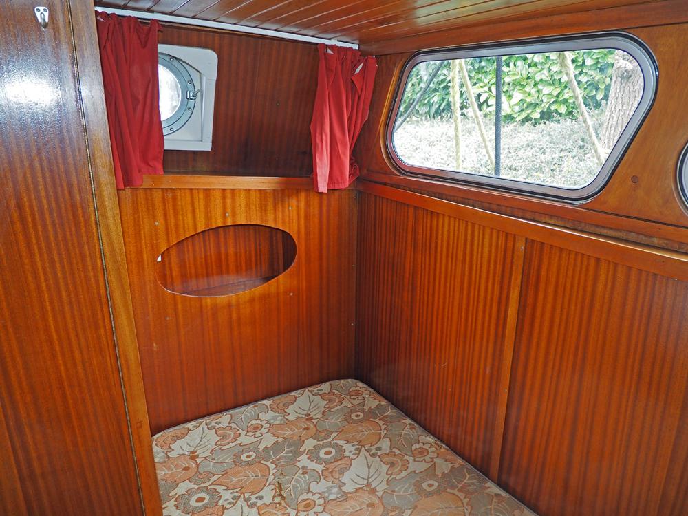 Aft cabin, Accommodation